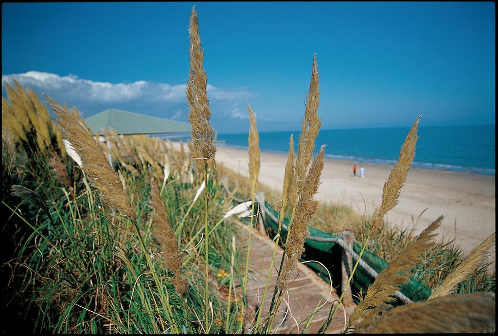 Kelly'S Resort Hotel & Spa Rosslare Harbour Exteriör bild